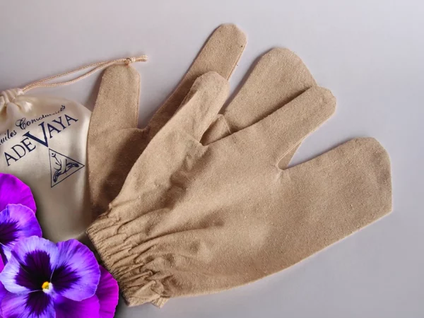 Gants de soie pour massages Garshan
