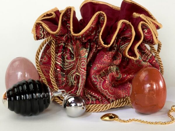 Luxueuse pochette pour Oeufs de Yoni et YoniToy®