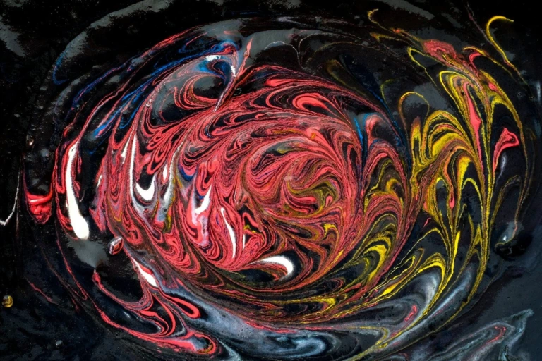 Peinture multicolore à l’eau